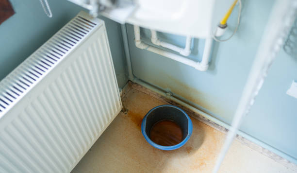 Best Commercial water damage restoration  in Leonardtown, MD